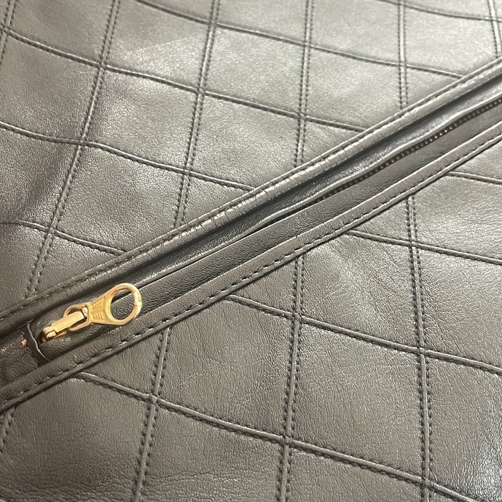 $10K CHANEL LEATHER TRAVEL GARMENT - RARE COLLECTOR VINTAGE - Picture 8 of 16